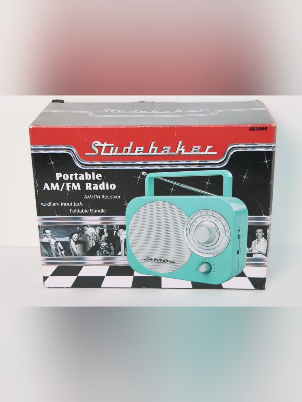 Studebaker Portable AM/FM Radio SB2000